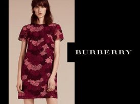 Editor Must-Have: The Burberry Lace T-Shirt Dress