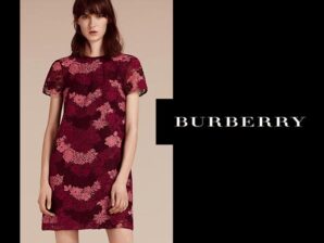 Editor Must-Have: The Burberry Lace T-Shirt Dress